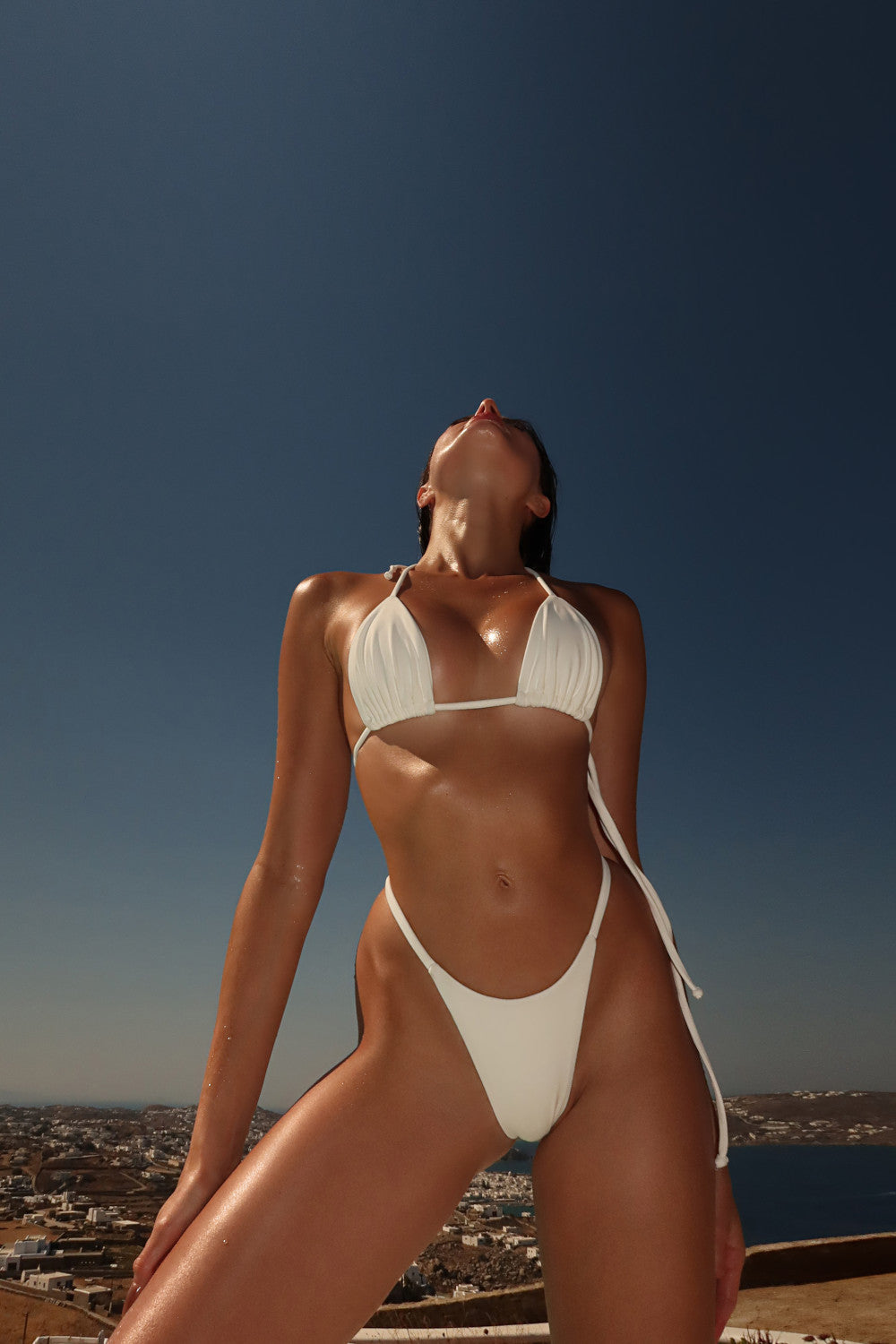 slim bikini in milk